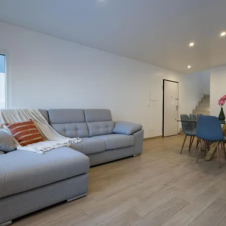 House Avseixal Desativado 3* فيرناو فيرو