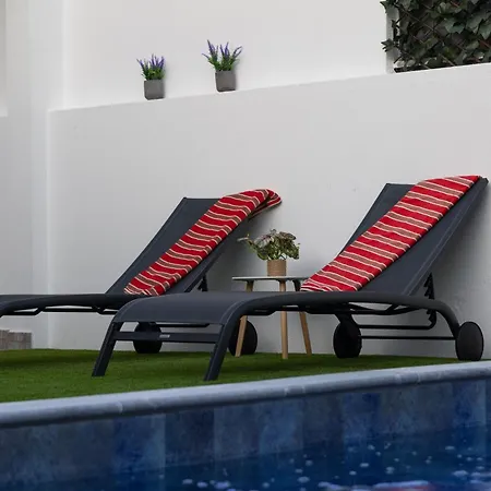 House Avseixal Desativado بيت ضيافة فيرناو فيرو